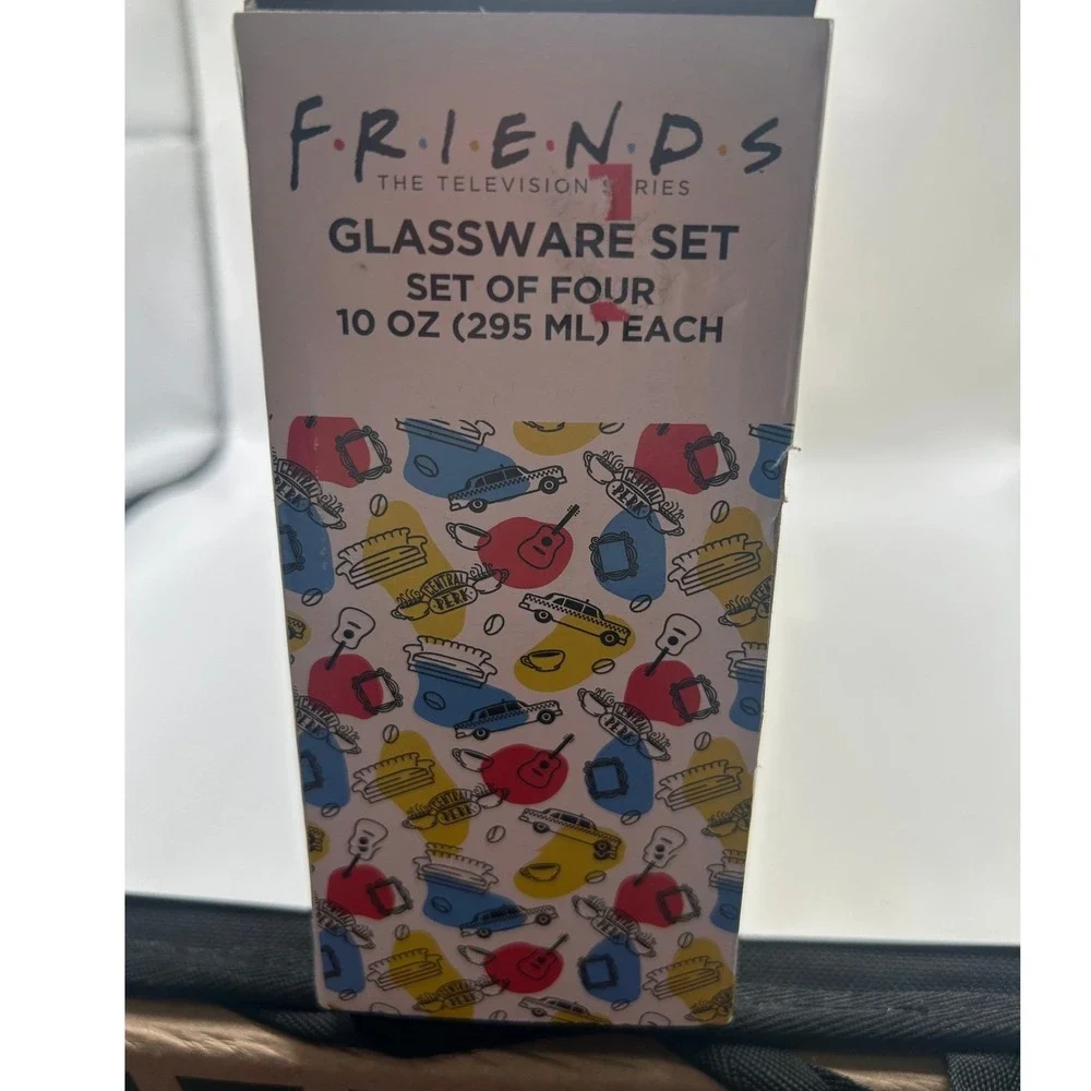 Friends The Television Series Glassware Set Central Perk 10oz Set of 4 New #947